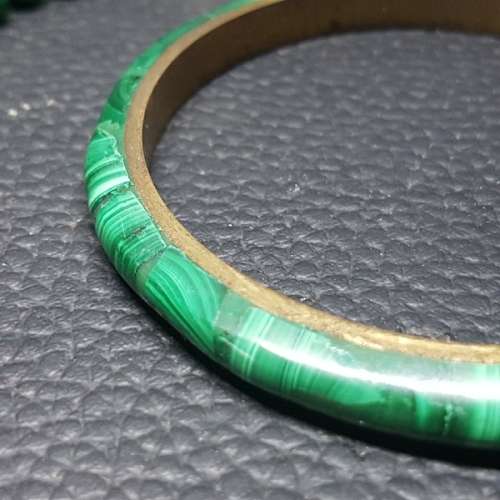 Handcrafted Malachite Necklace and Bracelet