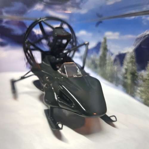 James Bond The World is Not Enough Parahawk