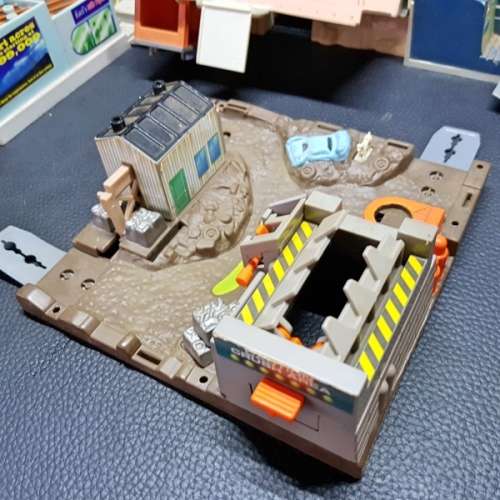Large MICRO MACHINES Scene Displays!!!