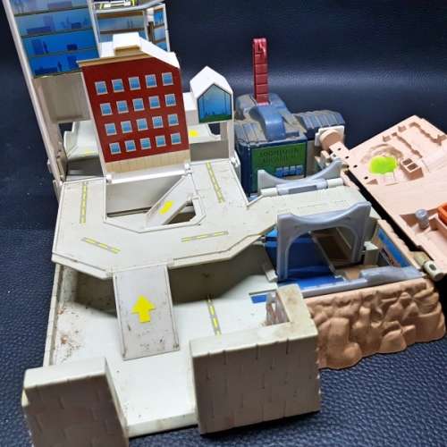 Large MICRO MACHINES Scene Displays!!!
