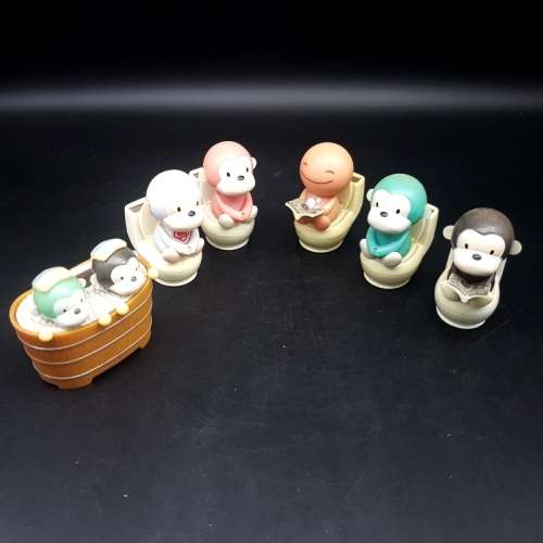 RARE!! Vintage Sun-powered "Monkey Business" Bobble Head Collection!!!!