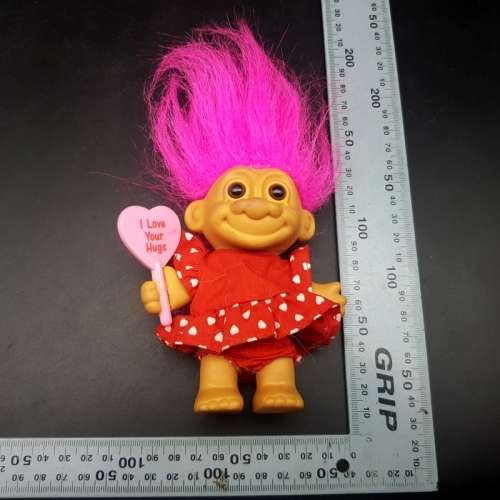 Original Vintage RUSS I Love Your Hugs Troll!!!