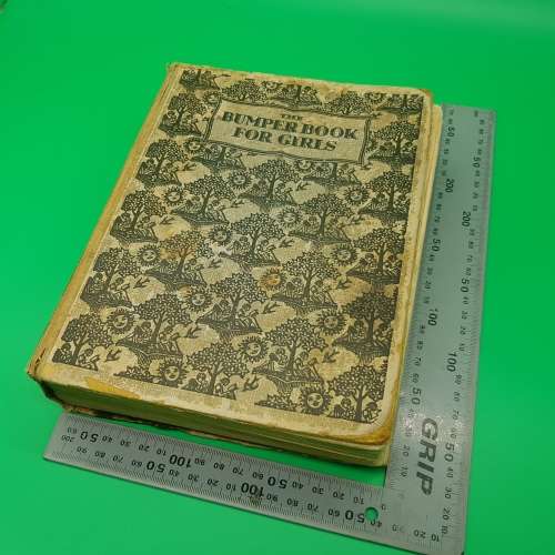 1930's - Bumper Book For Girls