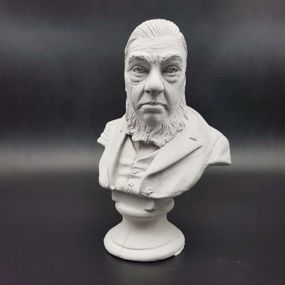 P Minaar Ceramic Paul Kruger Statue