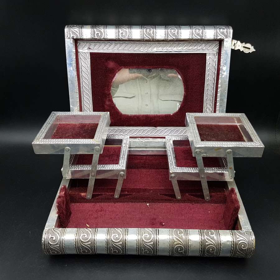 Large Highly Decorated Oriental Silver Metal Jewellery Box!!!