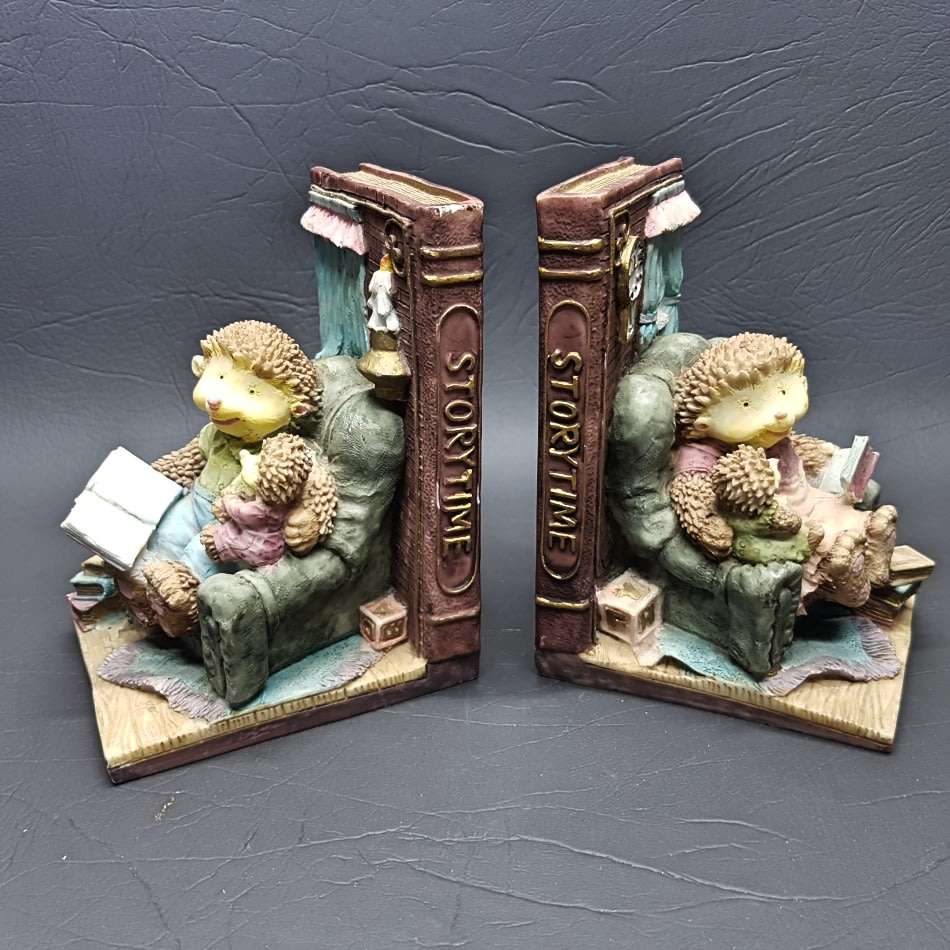 RARE!!! Highly Detailed Porcupine Family Bookends!!!