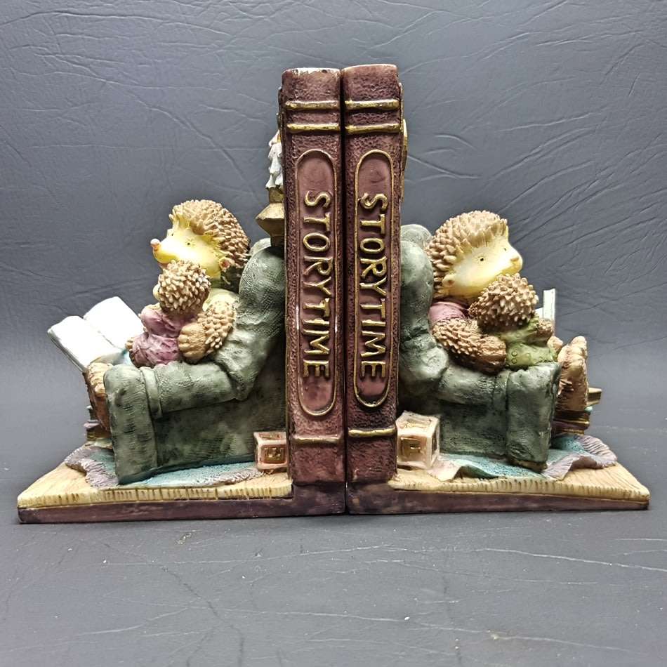 RARE!!! Highly Detailed Porcupine Family Bookends!!!