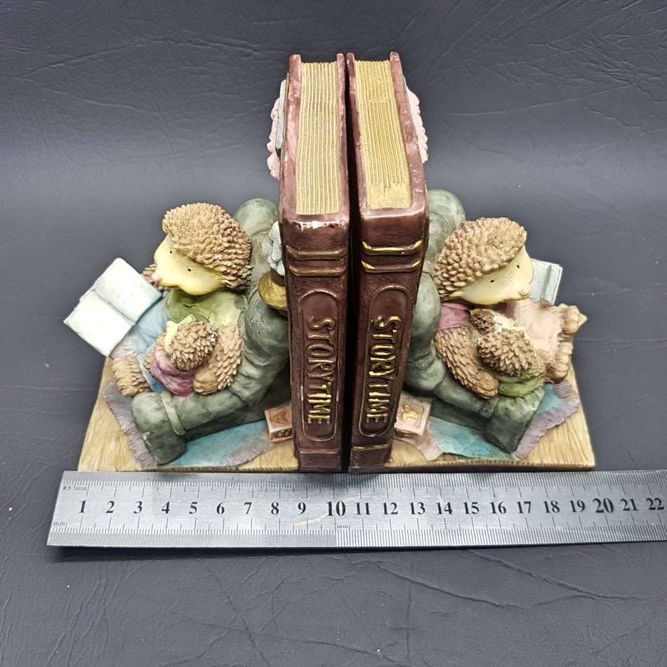 RARE!!! Highly Detailed Porcupine Family Bookends!!!
