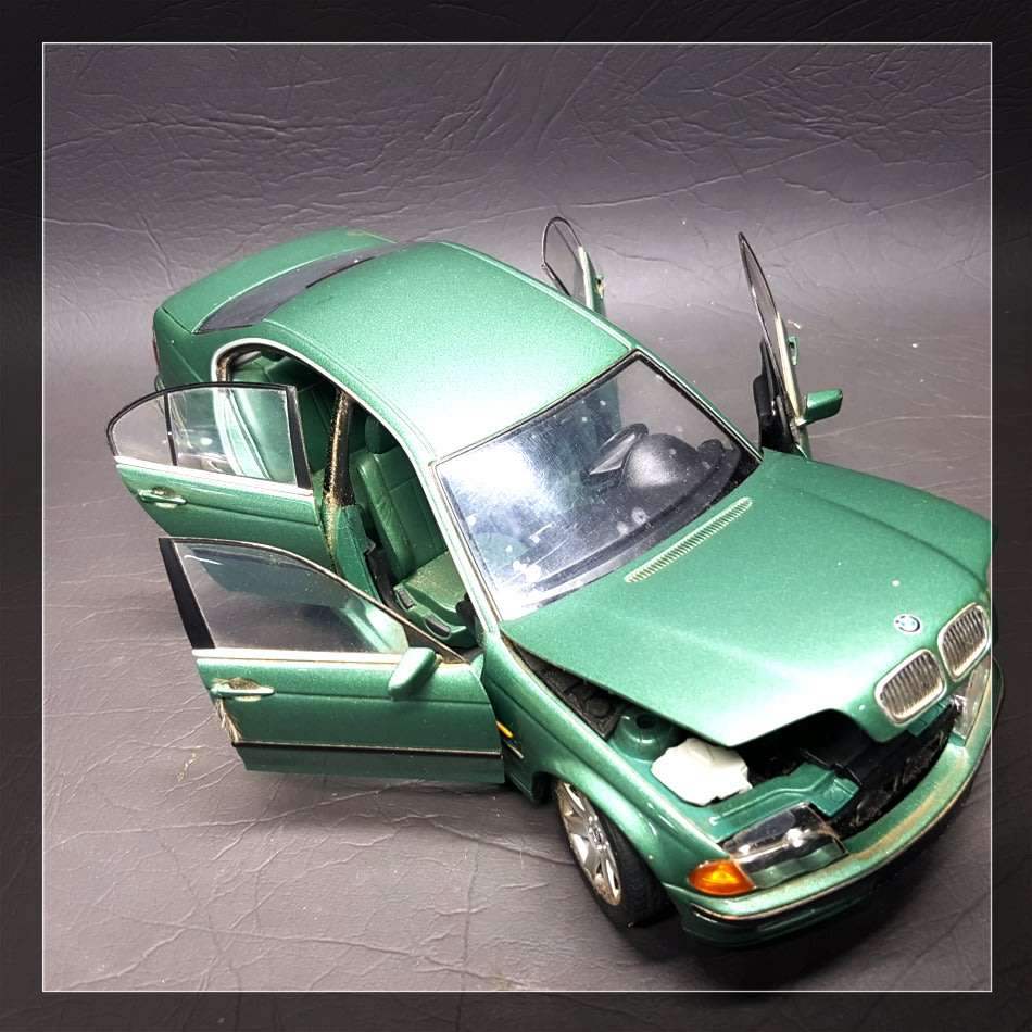 Large Original Die Cast Metal UT Models BMW 3 Series Scale 1:18