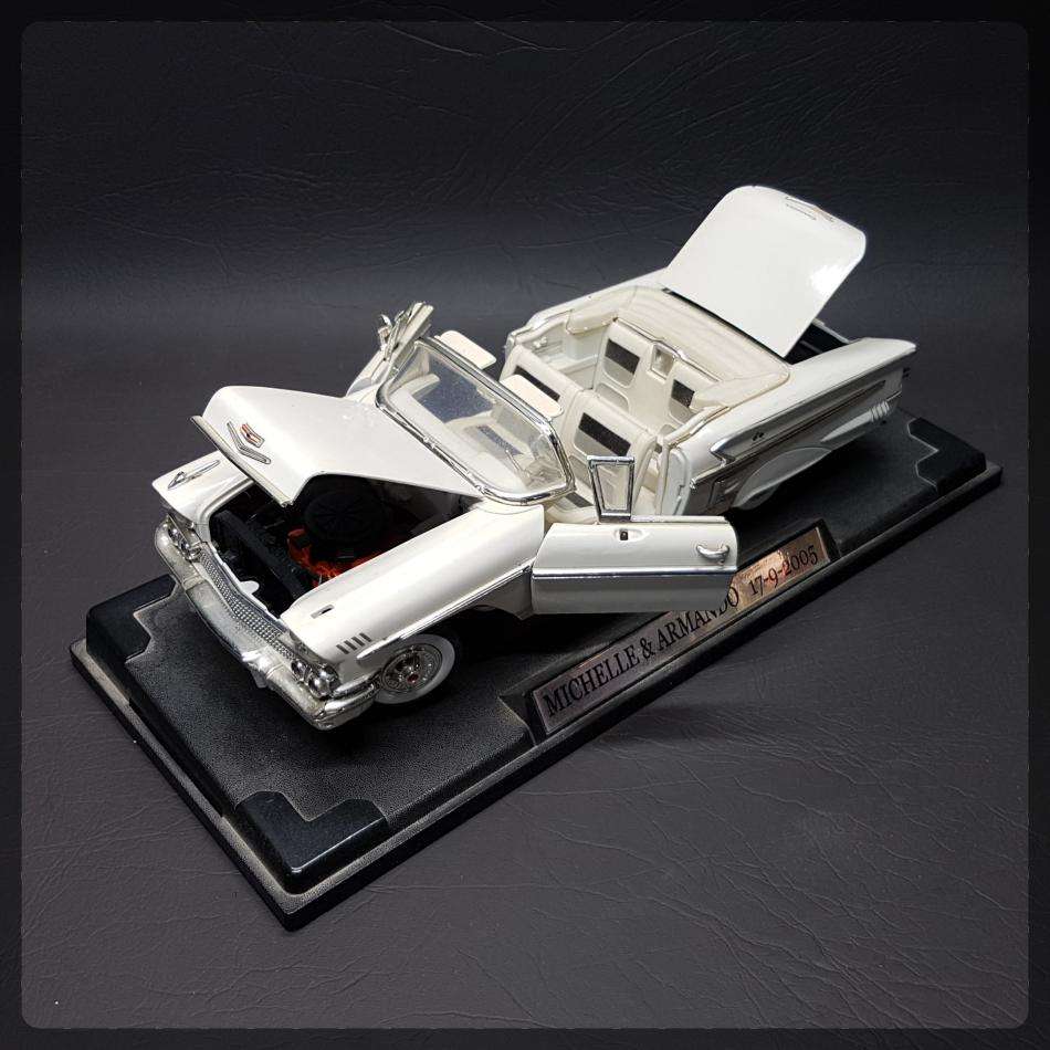 LARGE Scale 1:18 2002 Motor Max Chevrolet Impala Detailed Die Cast Metal Model!!!