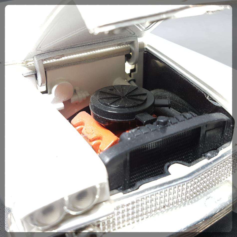 LARGE Scale 1:18 2002 Motor Max Chevrolet Impala Detailed Die Cast Metal Model!!!