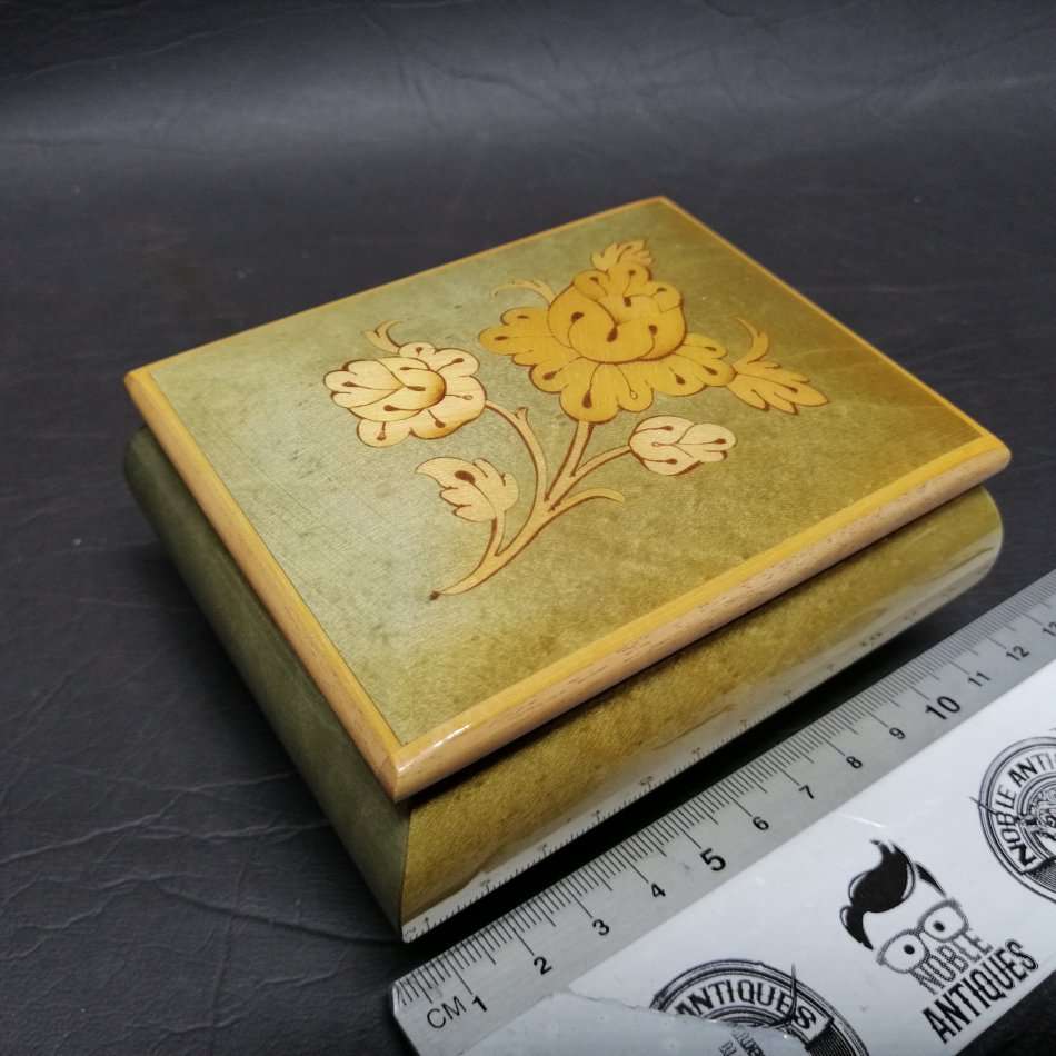 RARE!!! Handcrafted Wood Inlay Trinket Music Box Made In Italy!!! WORKING!!!