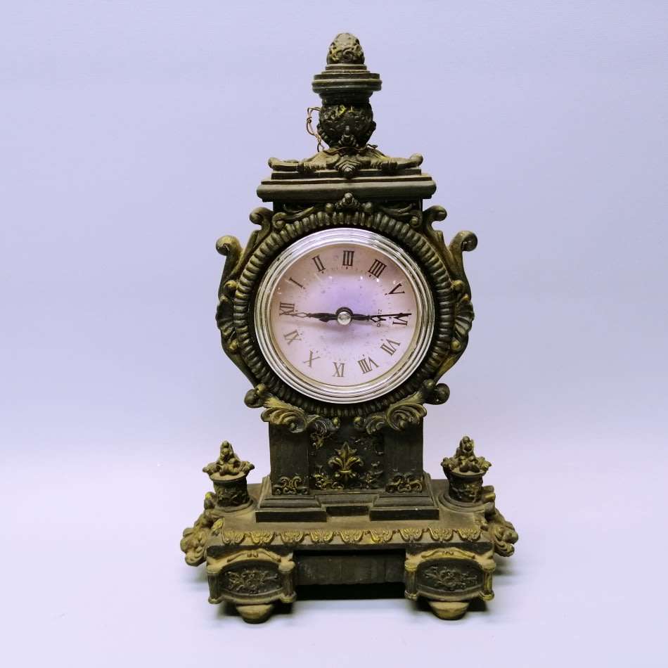 Original Cast Composite Material Highly Decorative Mantel Clock!!!