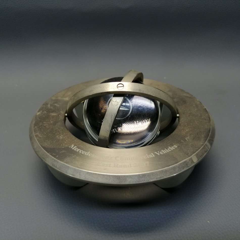 Original Mercedes Benz Promo Table Globe Clock!!!