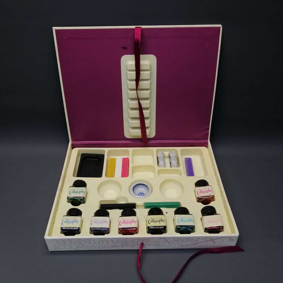 Boxed Calligraphy Set 1