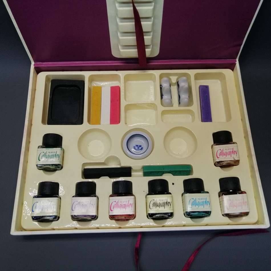 Boxed Calligraphy Set 1