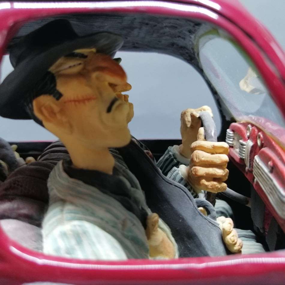 Large Original Numbered Limited Edition Guillermo Forchino Gangster Display Vehicle!!!