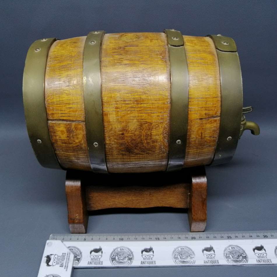 Large Original Wood and Brass Mini Wine Barrel!!!