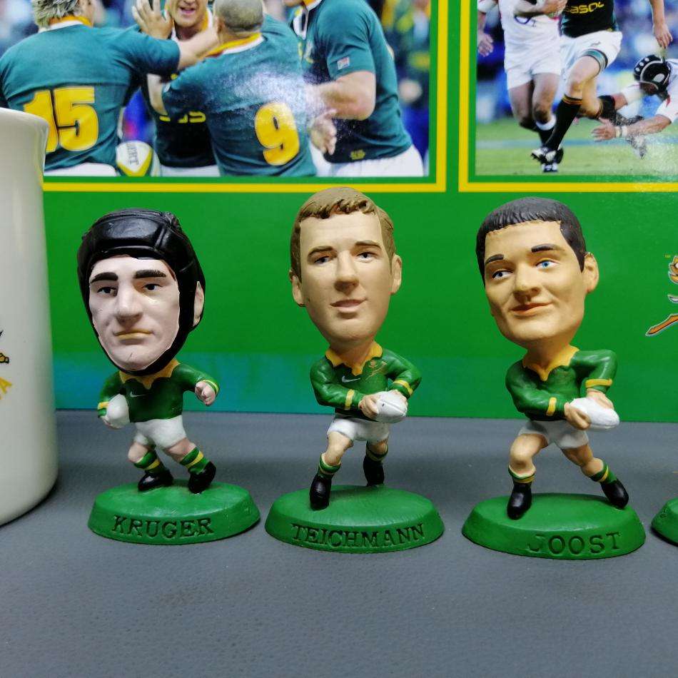 SUPER RARE!!! Original Springbok Collection including 1995 Shell Headliner Figurines!!!