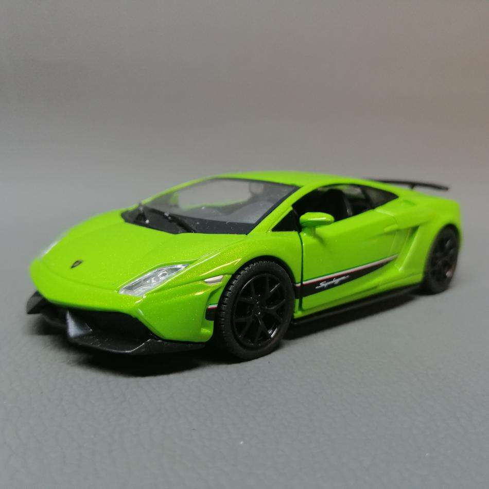 Original Detailed Die Cast Metal Lamborghini Gallardo!!!