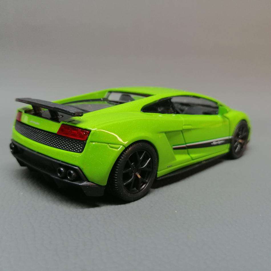 Original Detailed Die Cast Metal Lamborghini Gallardo!!!