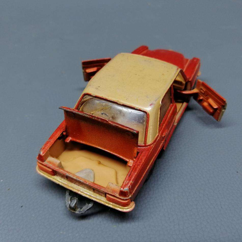 RARE!!! Vintage Corgi Mercedes Benz and Original Caravan!!!