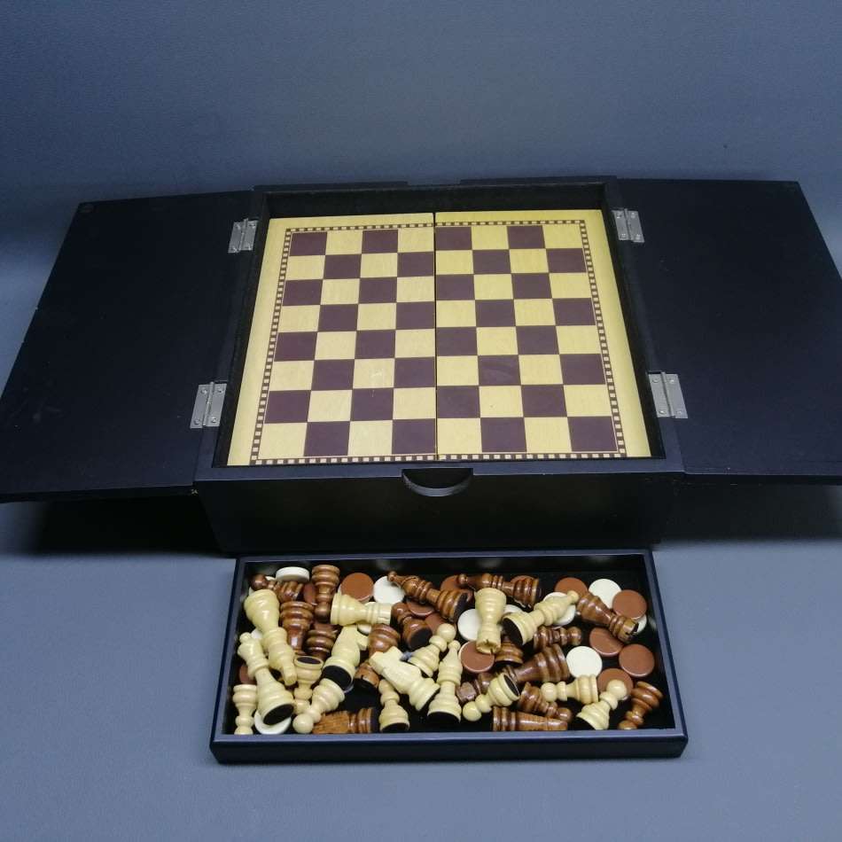 Fantastic!!! Wood Boxed Table Chess and Draughts Set!!! All Wood!!!