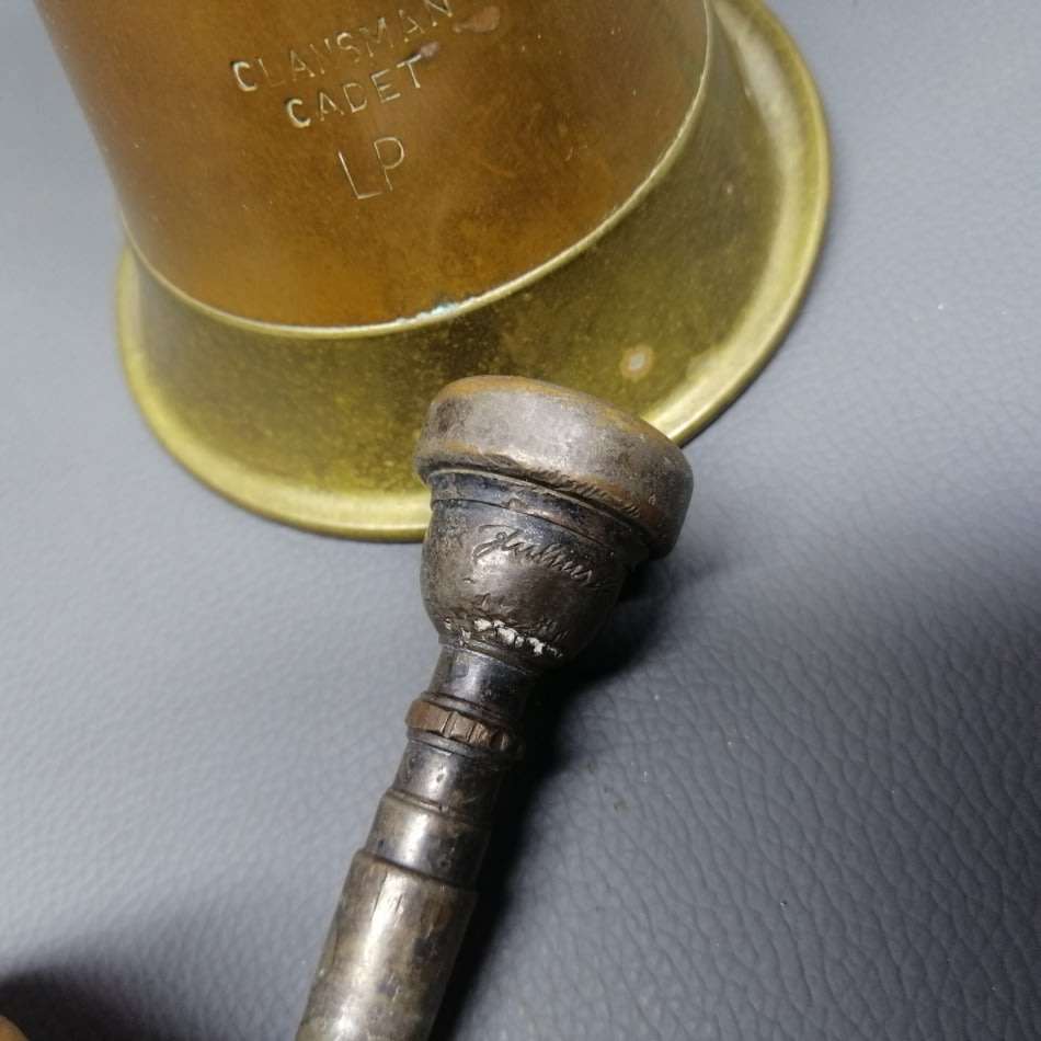 Original Vintage Brass and Copper Metal Bugle!!!