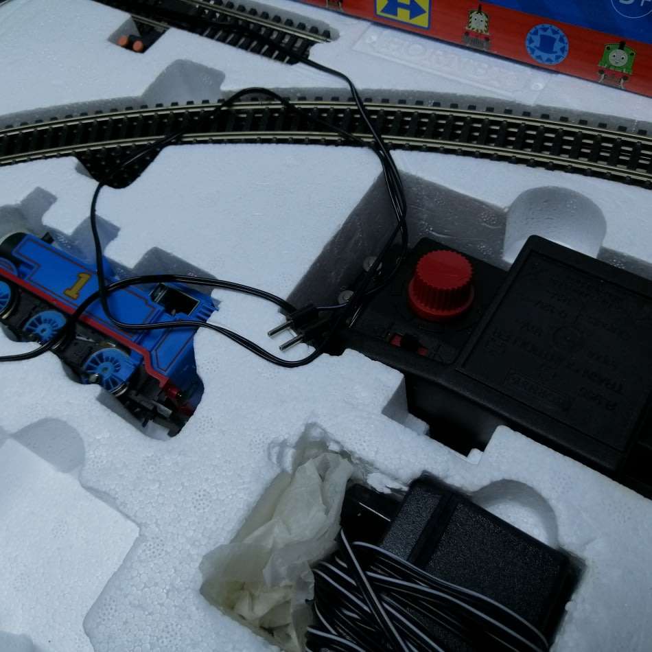 Boxed HO Scale Original Hornby Thomas The Train Set!!!