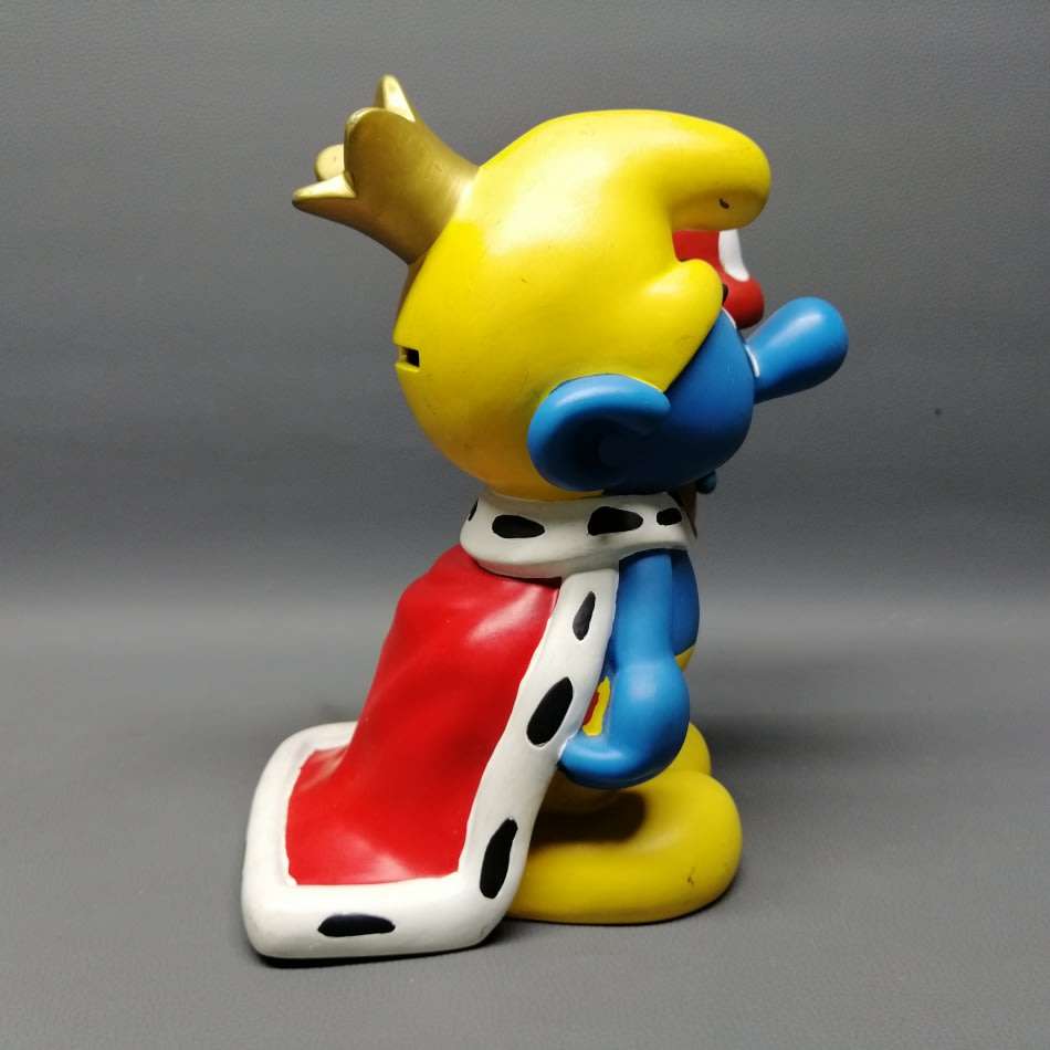 SUPER COOL!!! Large Original King Smurf Hard Plastic Savings Bank!!!