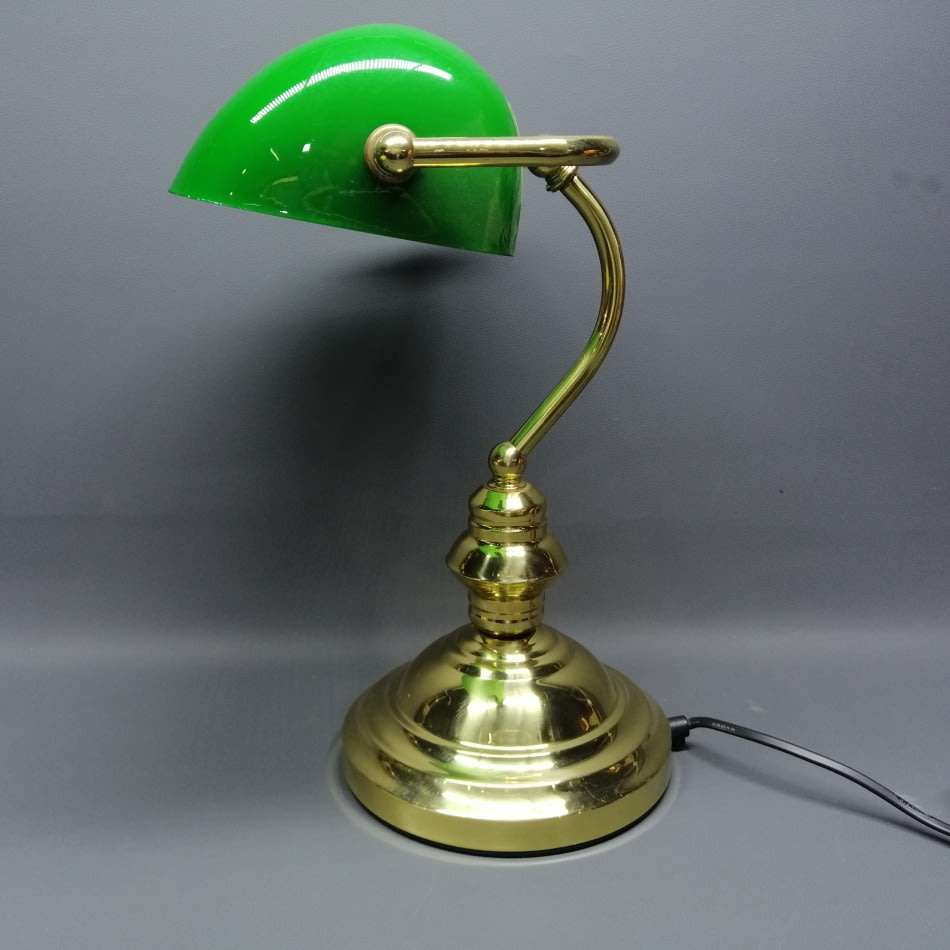 Fantastic!!! Original Green Glass and Brass Working Bankers Lamp!!!