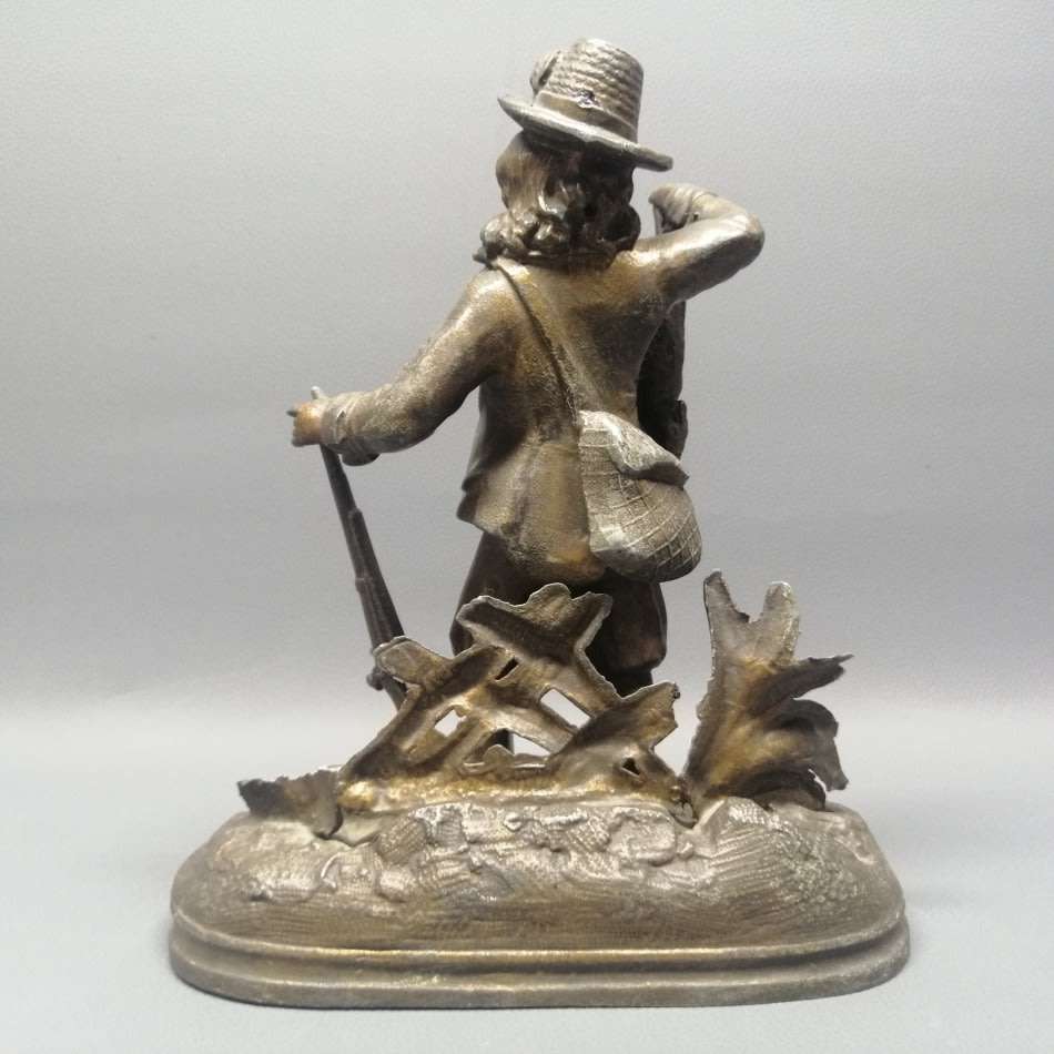 Detailed Vintage Cast Metal Hunter Statue and Base!!!
