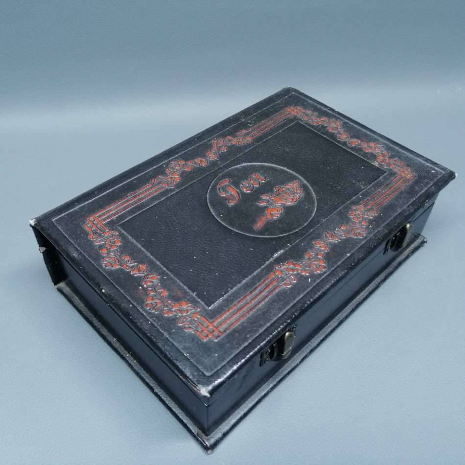 Fantastic!!! Original PU Leather Covered Tea Caddy!!!