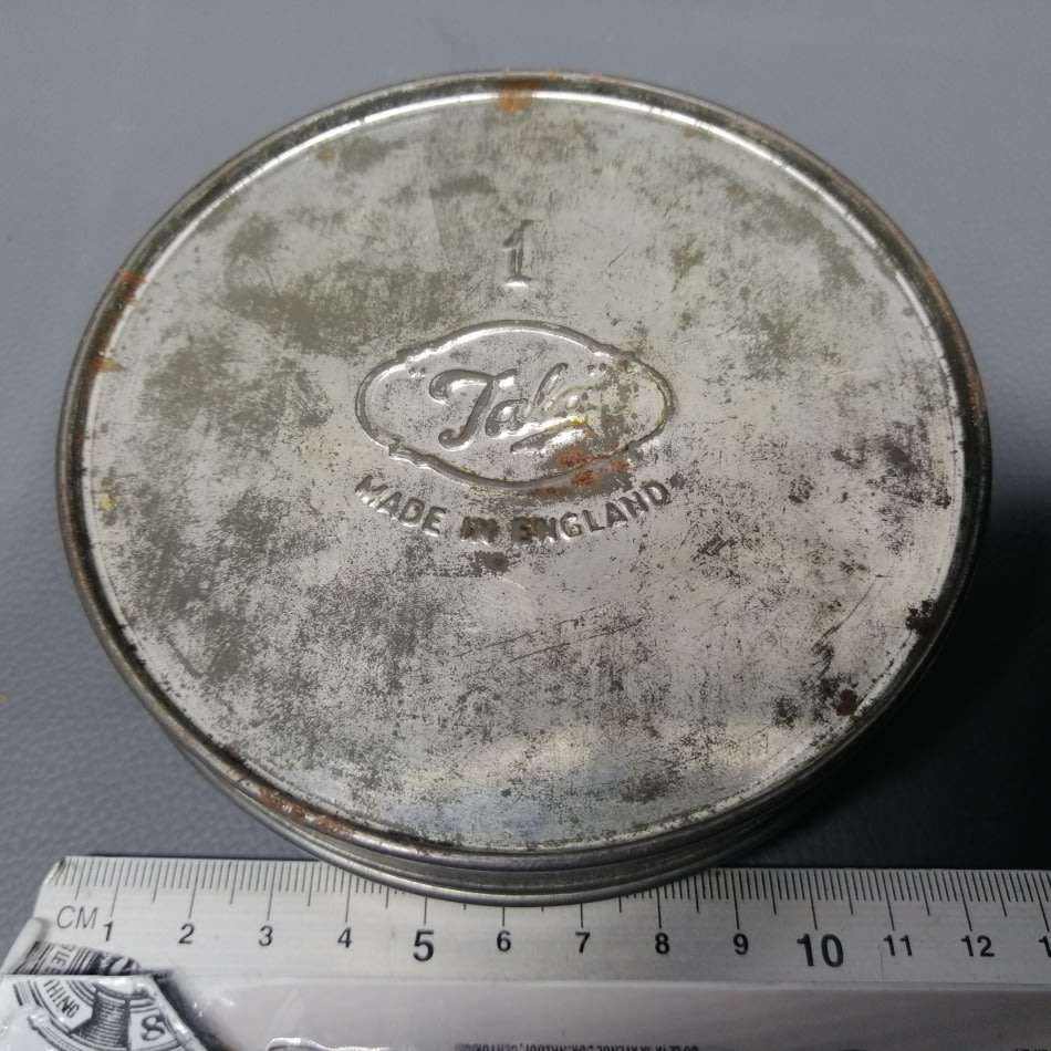 Original Vintage Tala No1 Tin Metal Cased Cookie Cutters!!!