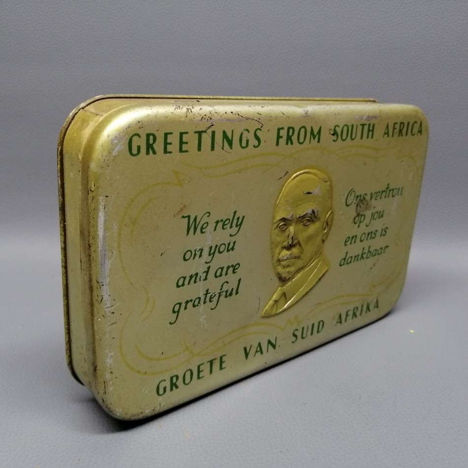 RARE!!! WW2 Chocolate Gift Tin issued to the South African troops in the war in 1940 by Jan Smuts!!!