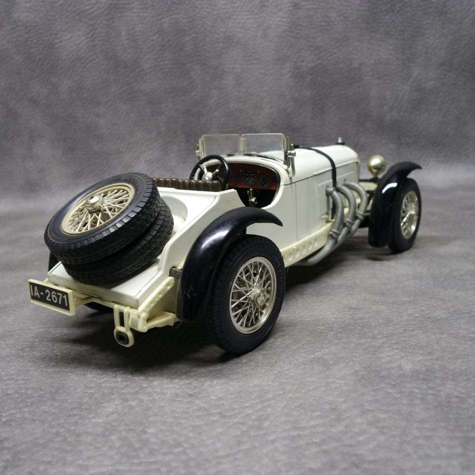 Detailed Scale 1:20 Die Cast Metal Mercedes Benz SSK!!!