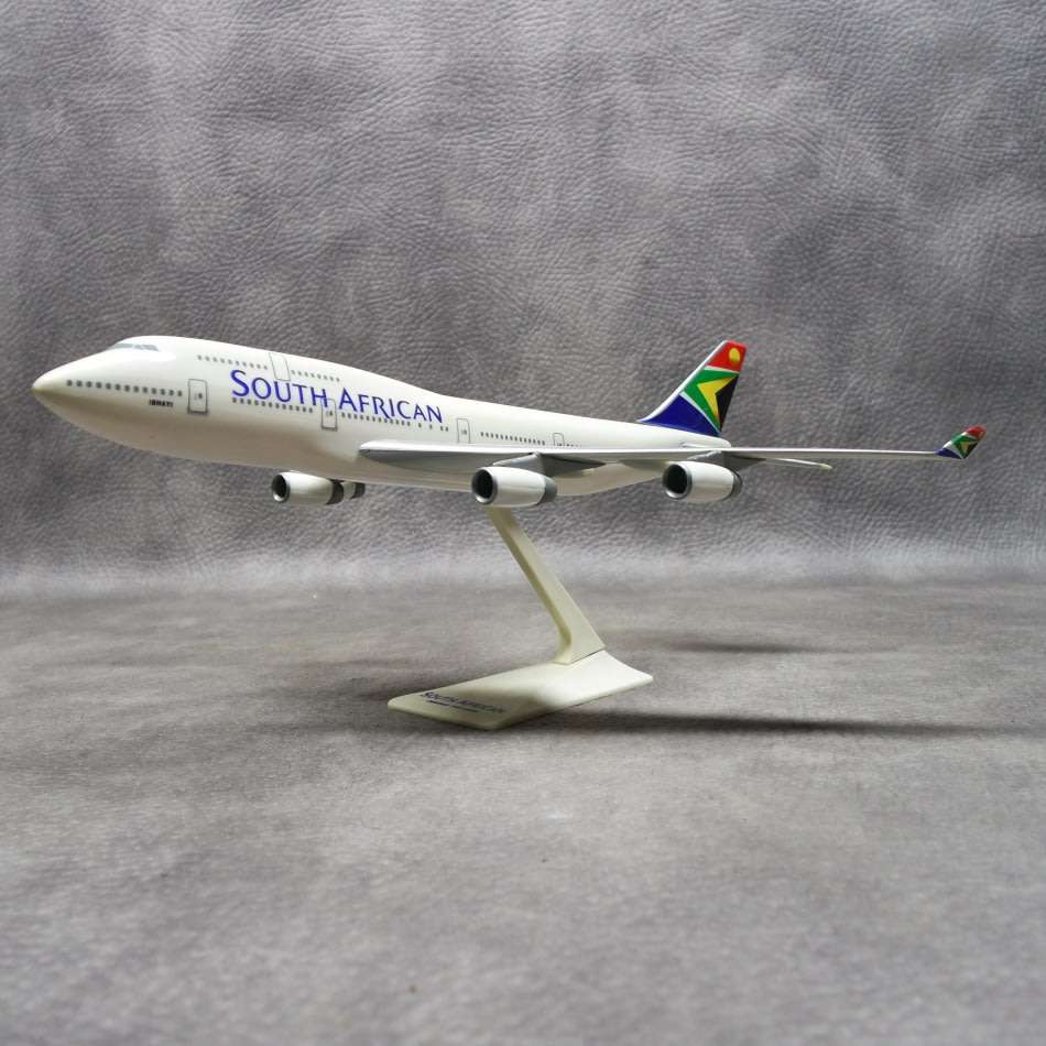 Original SAA Boeing 747-400 Model Plane!!! 300mm