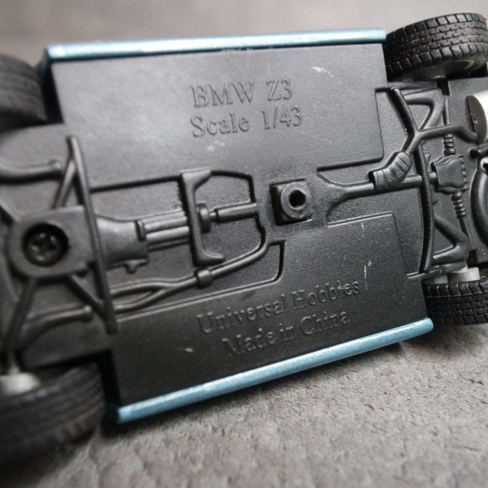 Detailed Die Cast Metal Scale 1:43 BMW Z3