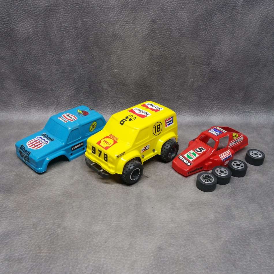 Smashing!!! 1982 Japanese ALPS Multi Body Battery Operated Off Road Racing Car!!! Not Tested!!