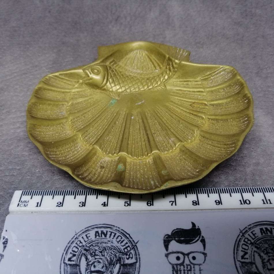 Vintage Solid Cast Brass Soap Dish!!!