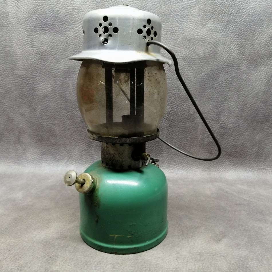 Original Vintage Coleman Model 237 Kerosene Lantern!!!