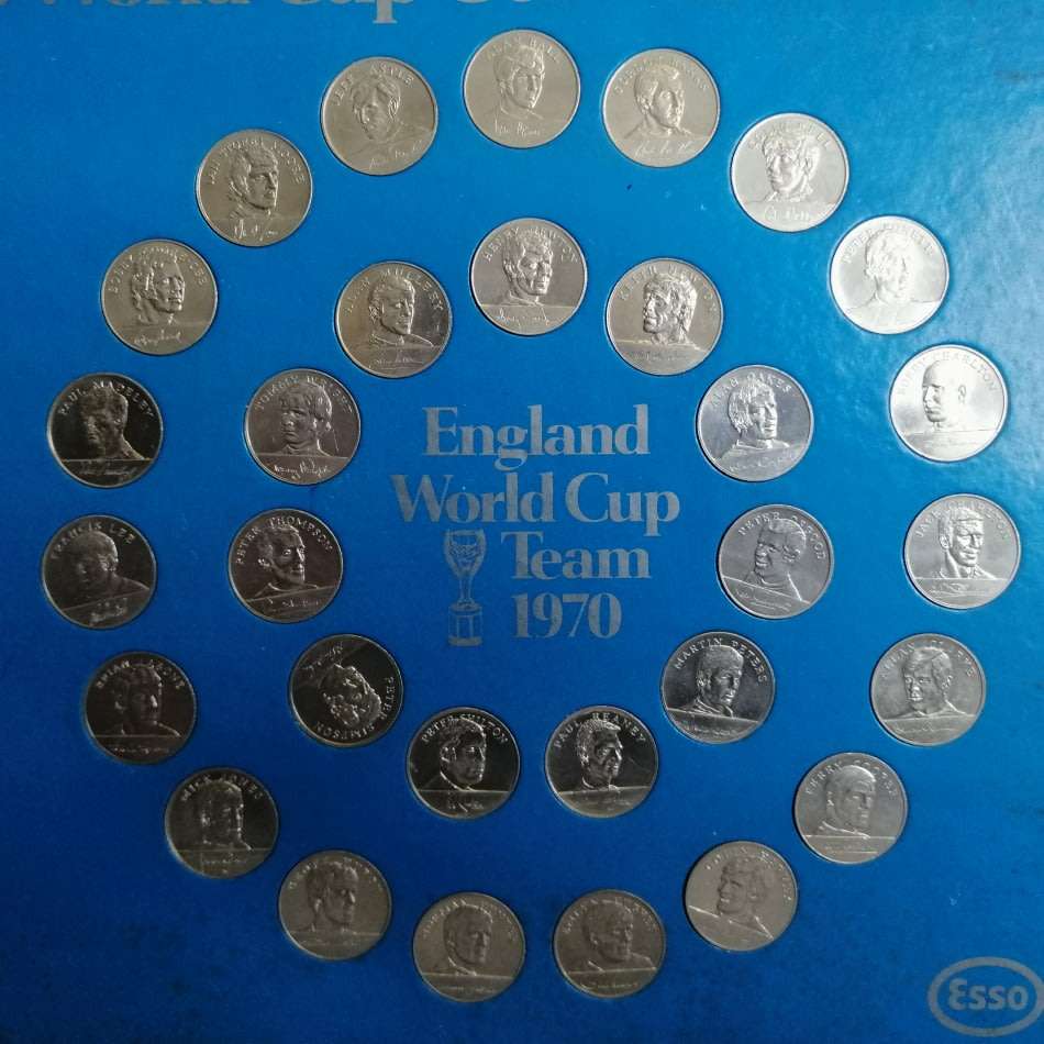 SUPER RARE!!! Vintage 1970 World Cup Soccer Team Coin Token Collection!!!