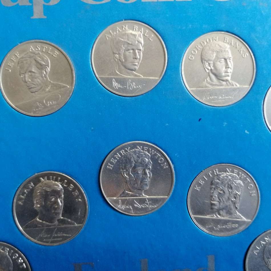 SUPER RARE!!! Vintage 1970 World Cup Soccer Team Coin Token Collection!!!
