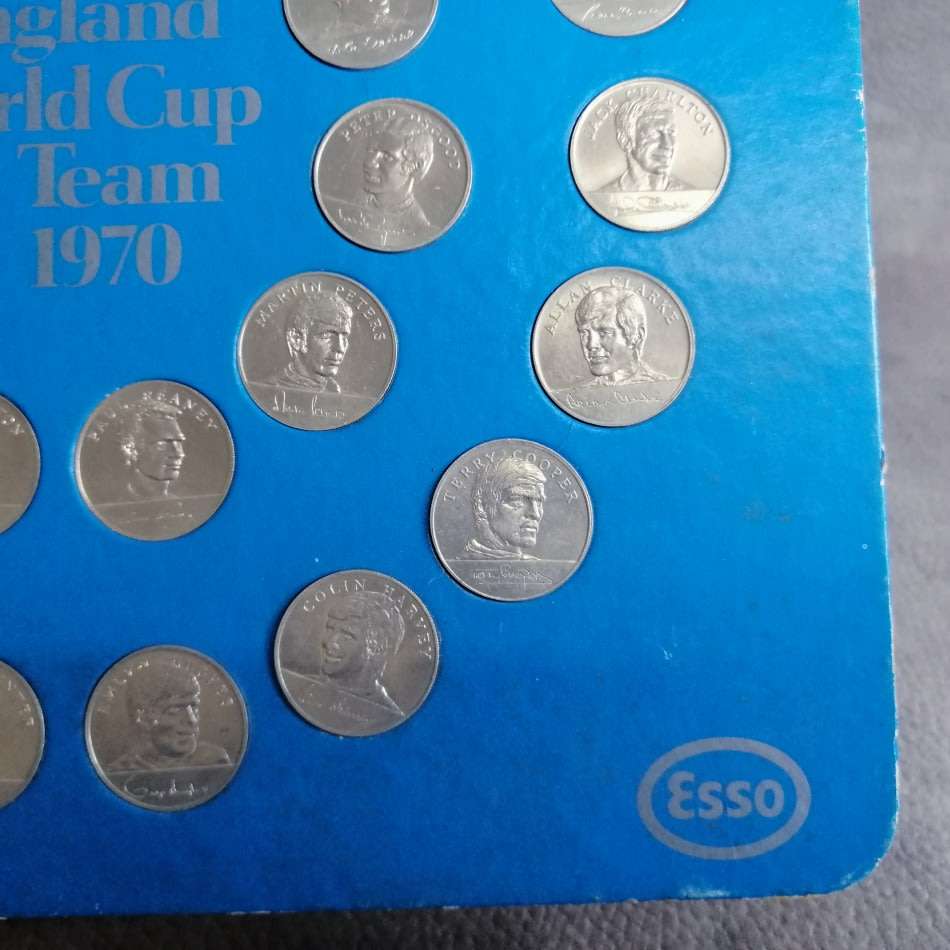 SUPER RARE!!! Vintage 1970 World Cup Soccer Team Coin Token Collection!!!