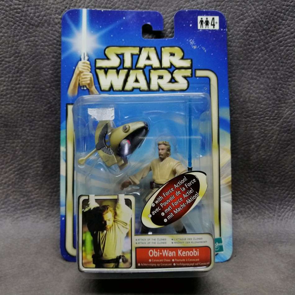 Original 2001 Vintage Carded Star Wars Obi-Wan Kenobi Figurine !!!