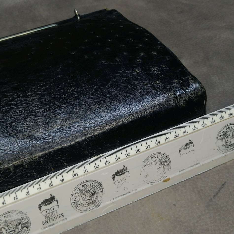 Genuine Ostrich Leather Vintage Ladies Hand Bag!!!
