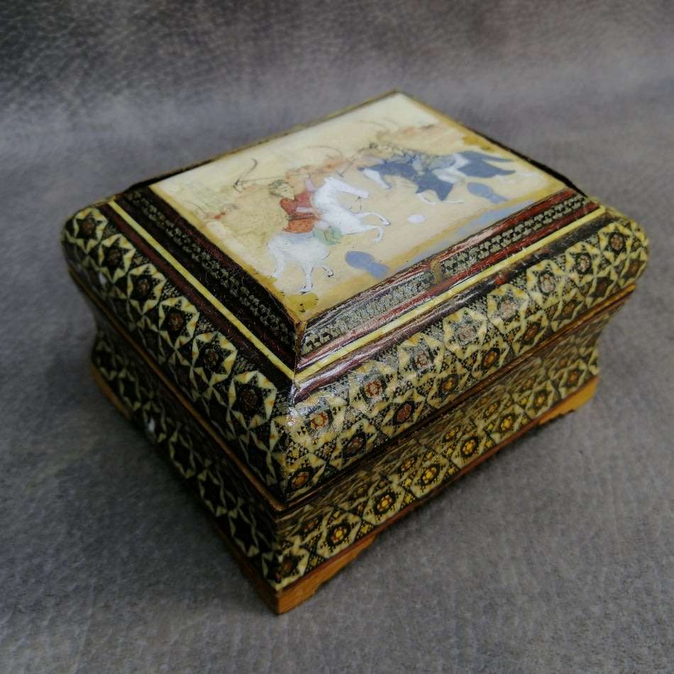 Fantastic!!! Highly Detailed Middle Eastern Wood Inlay Keep Sake Box!!!