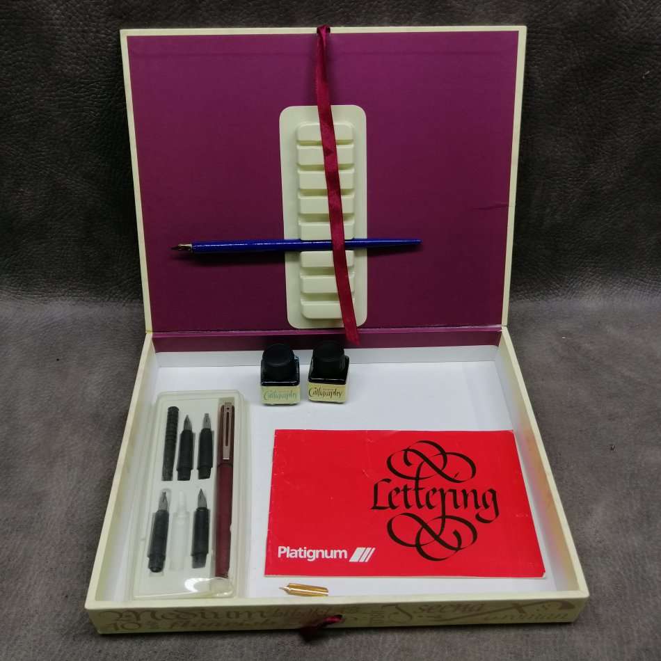 Original Boxed The Art Of Calligraphy Starter Set !!!