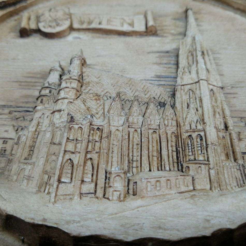Fantastic!!! Highly Detailed Wood Finish 3D Relief German Wien Display Plate!!!