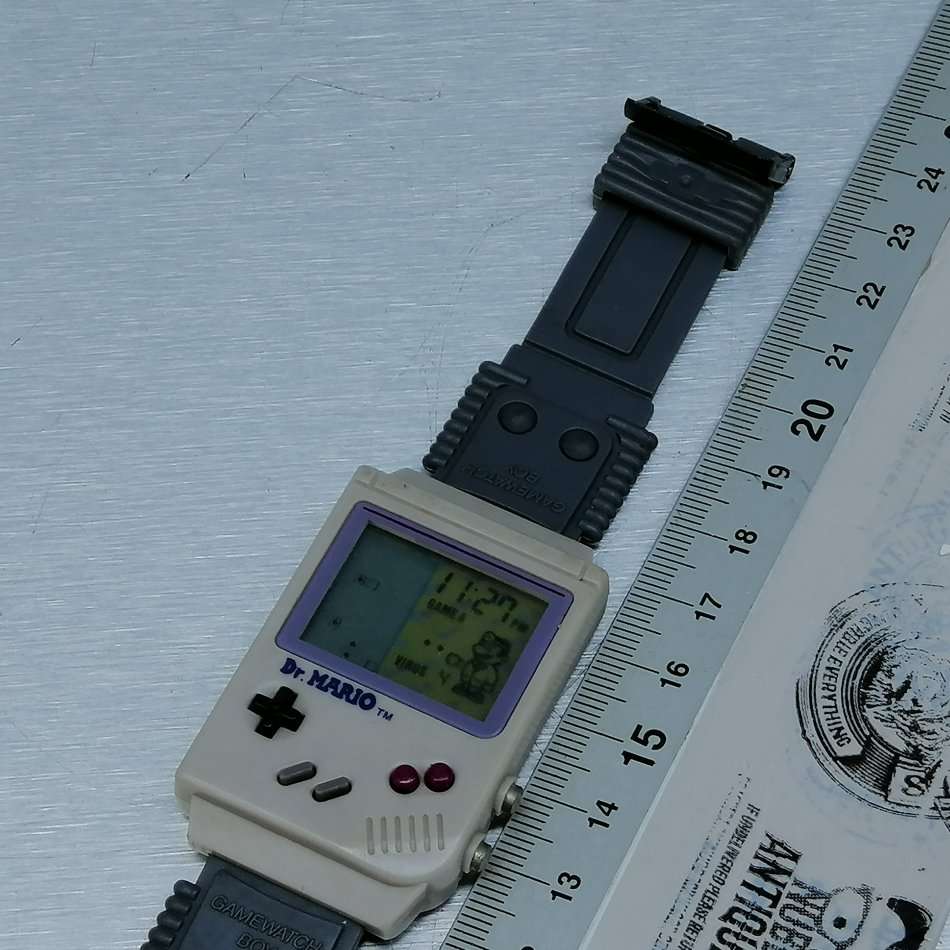SUPER RARE!!! Original 1992 Mani Nintendo Dr. Mario Game and Watch Wrist Watch!!! Working!!!